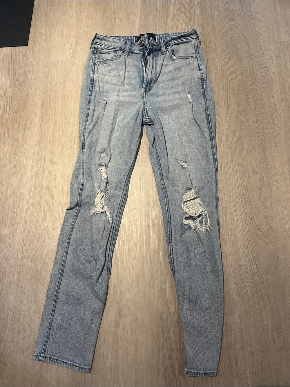 Hollister Light Wash Distressed Straight-Leg Jeans